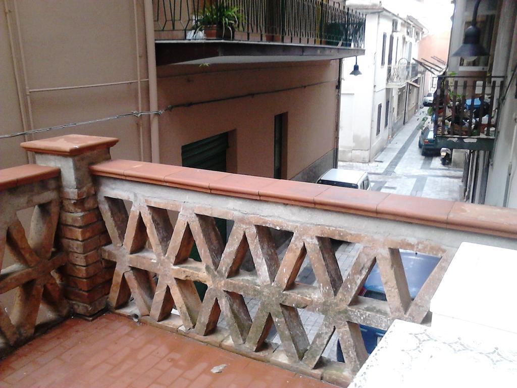 Apartamento Giardini-Naxos Via Umberto 25 Exterior foto